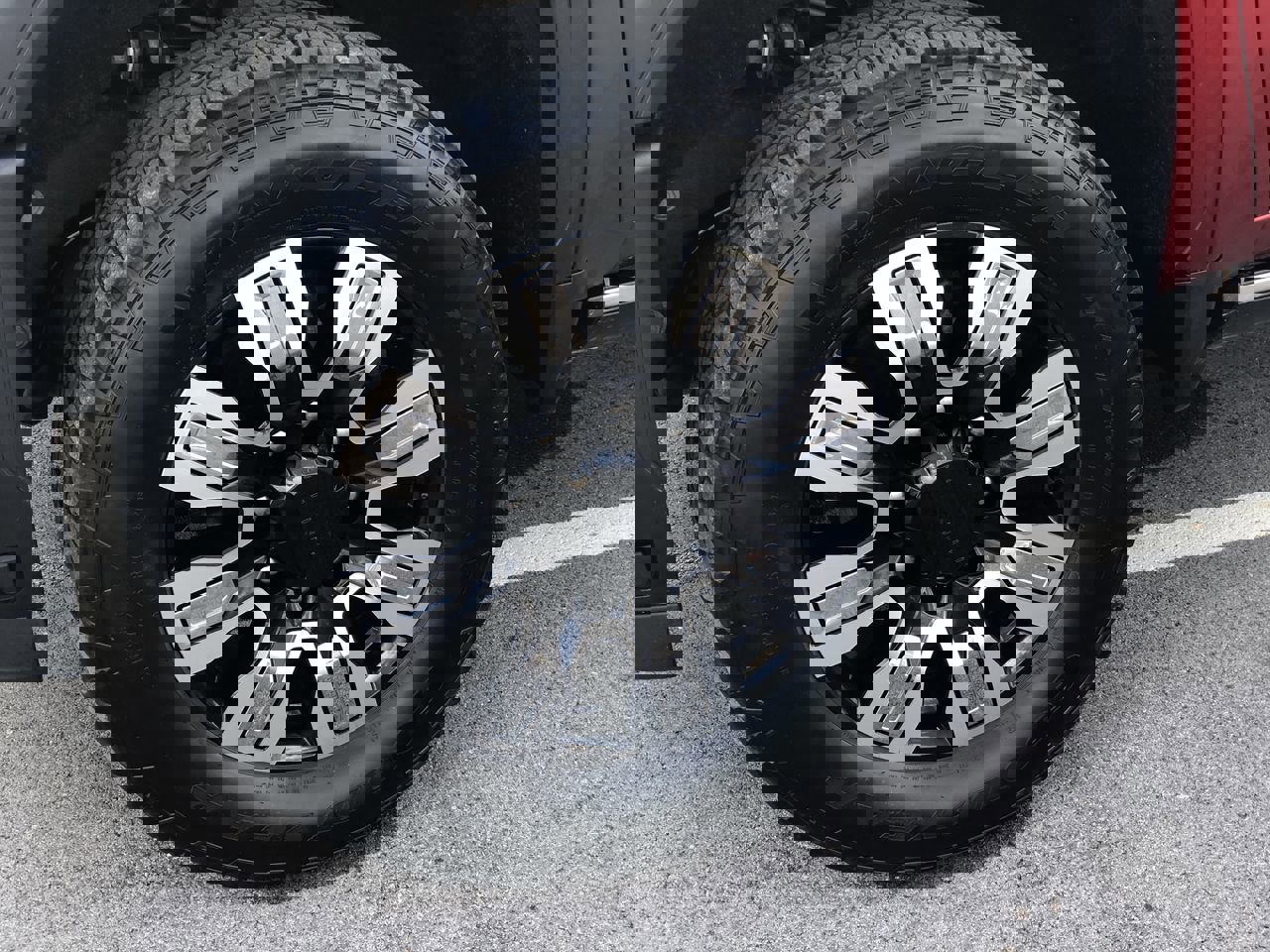 Used 2024 GMC Sierra 2500 Denali w/ Denali Reserve Package image 2