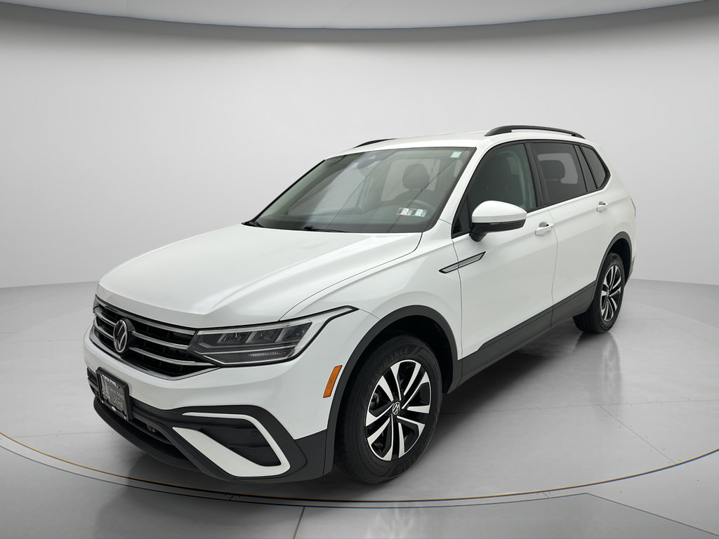 Used 2023 Volkswagen Tiguan S w/ Driver Assistance Package AWD/4WD image 3