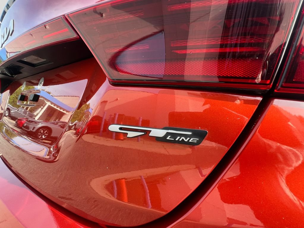 Used 2023 Kia Forte GT-Line w/ GT-Line Technology Package FWD image 31