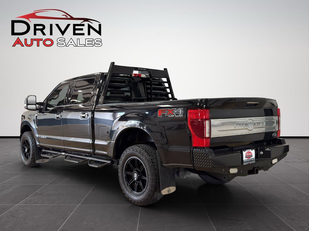 Used 2020 Ford F250 King Ranch w/ King Ranch Ultimate Package AWD/4WD image 4