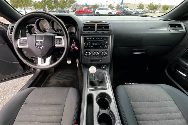 Used 2014 Dodge Challenger R/T image 7