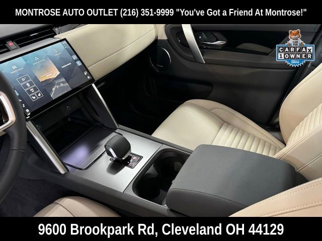 Used 2024 Land Rover Discovery Sport S image 13