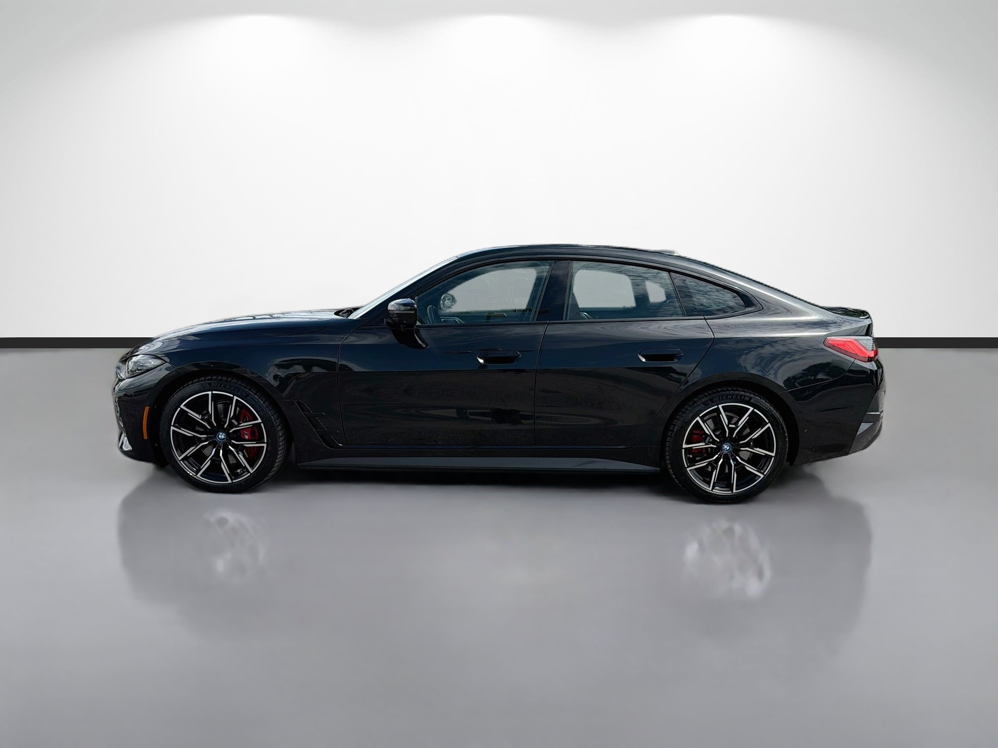 Used 2023 BMW i4 eDrive40 w/ M Sport Package RWD image 6