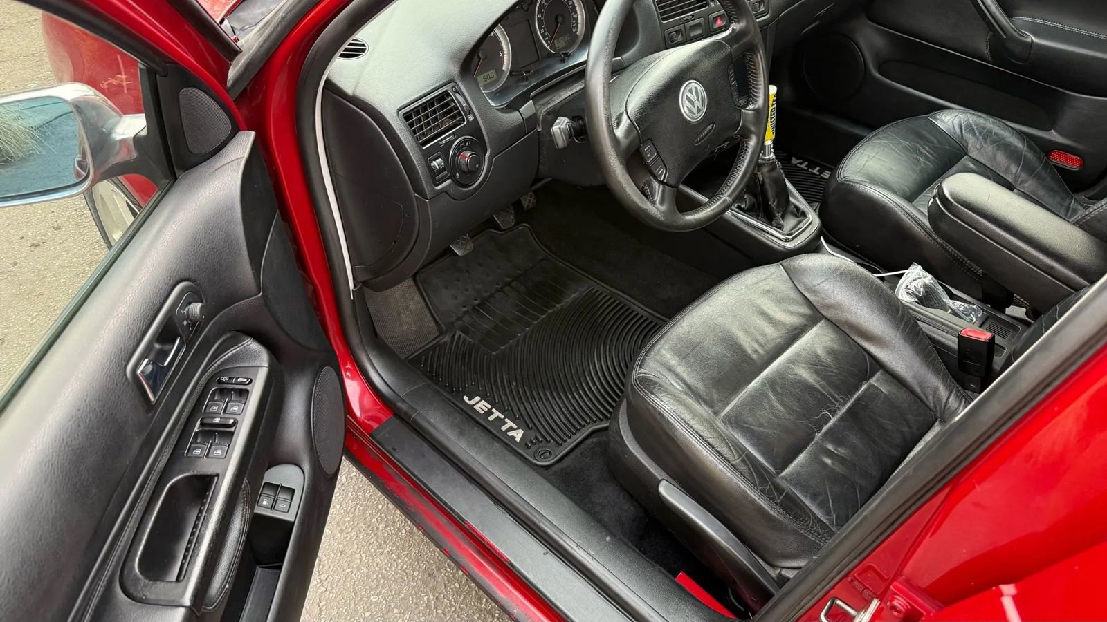 Used 2004 Volkswagen Jetta GLS image 7