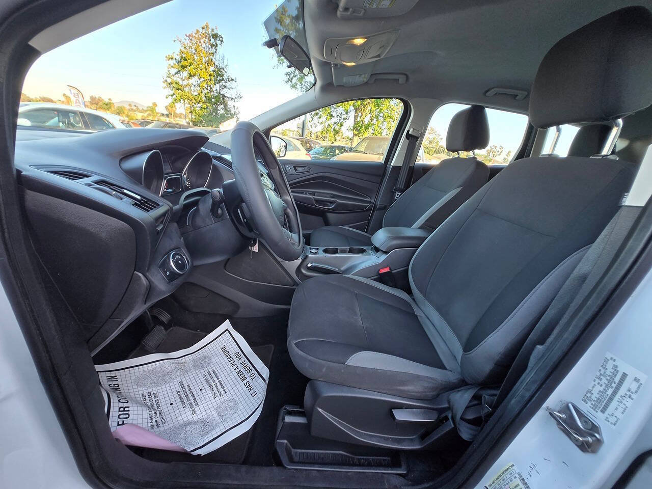 Used 2015 Ford Escape S FWD image 22