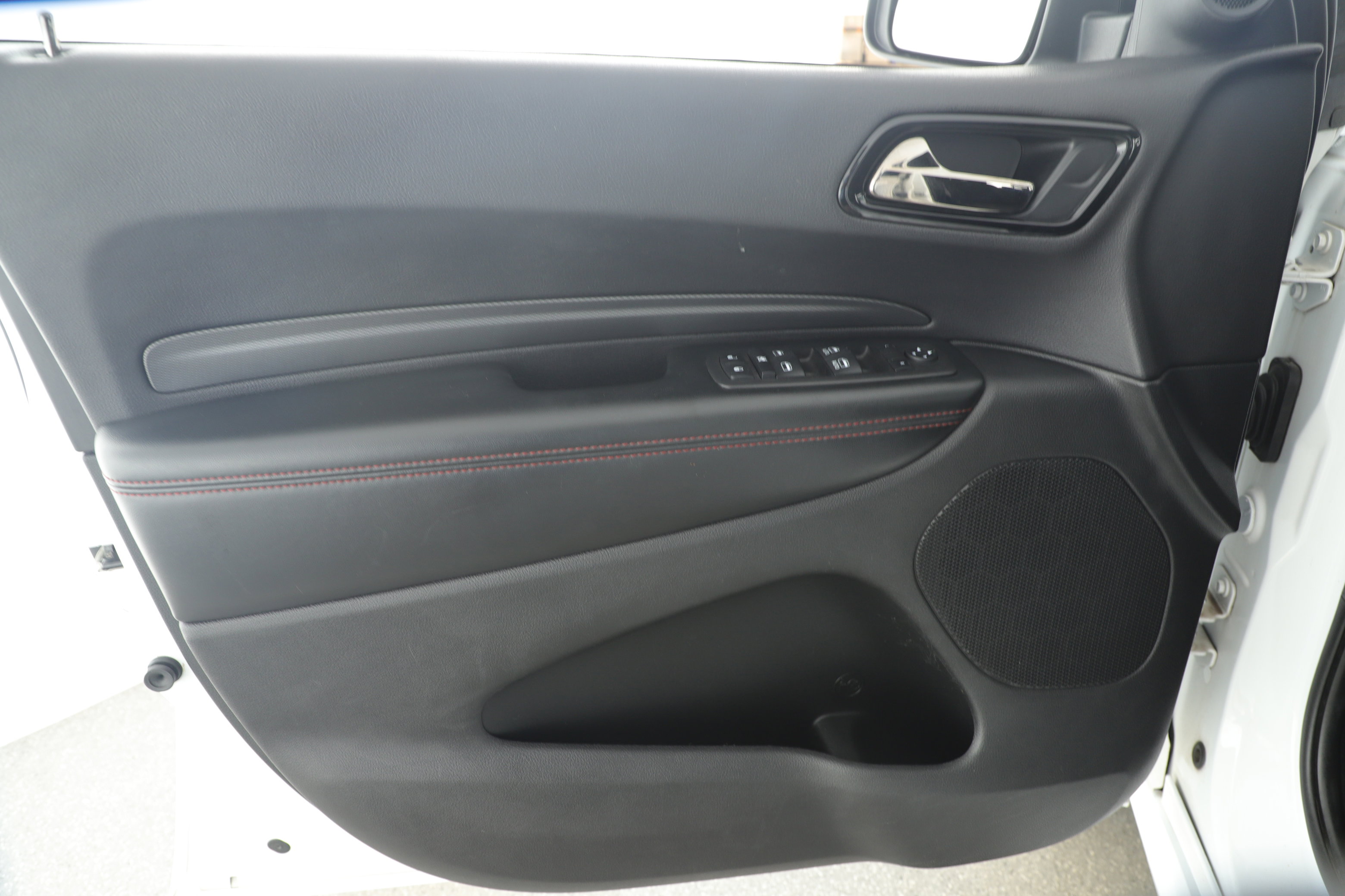 Used 2023 Dodge Durango GT image 8