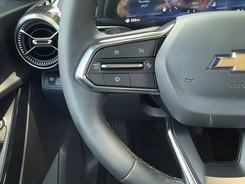 New 2027 Chevrolet Equinox LT FWD image 14