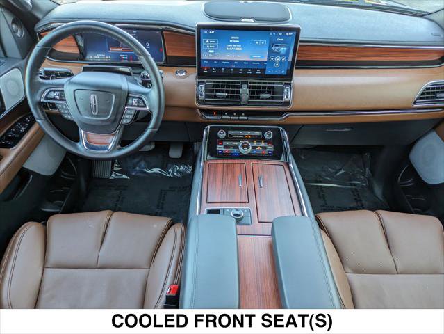 Used 2024 Lincoln Navigator L Reserve image 43
