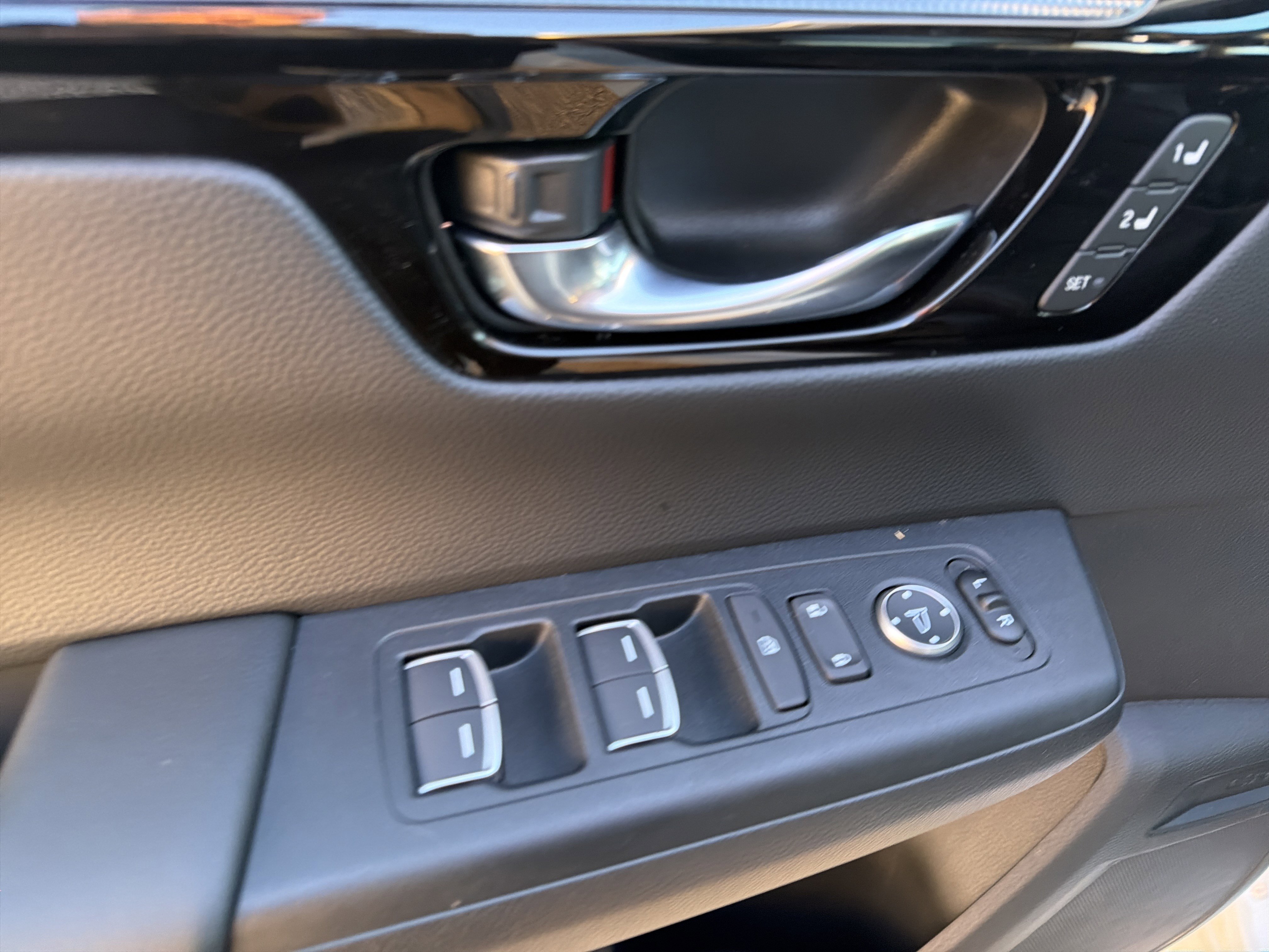 Used 2025 Honda CR-V Sport Touring image 11