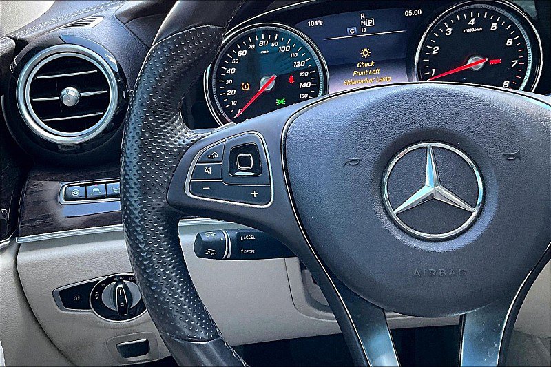 Used 2017 Mercedes-Benz E 300 image 16