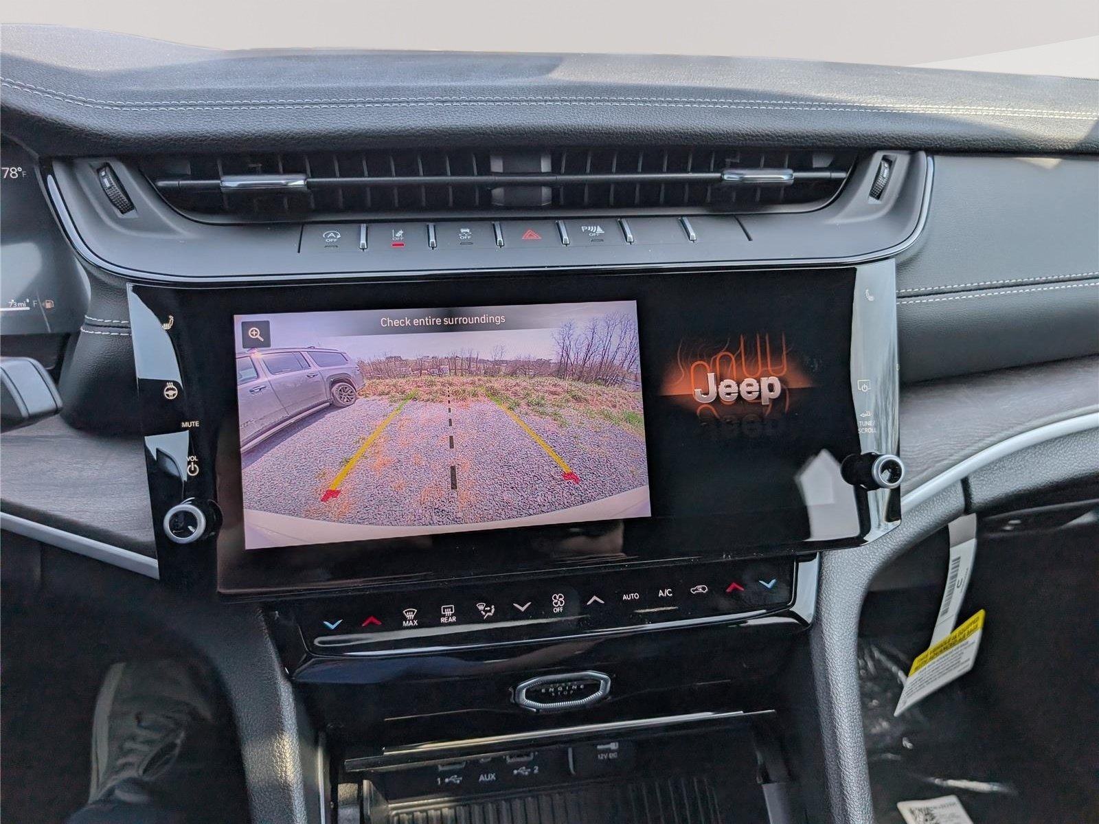New 2026 Jeep Grand Cherokee Altitude AWD/4WD image 25