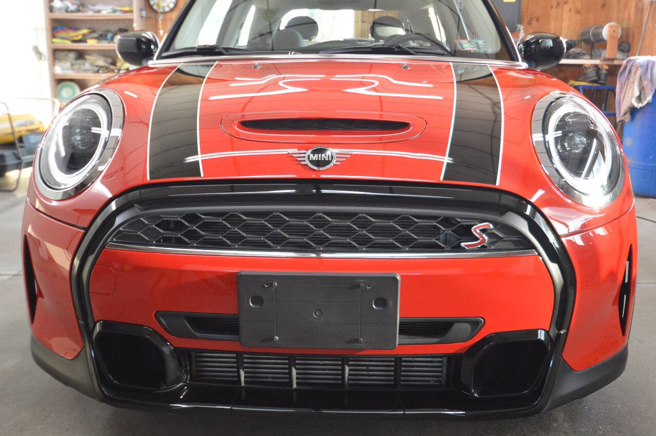 Used 2022 MINI Cooper S image 2
