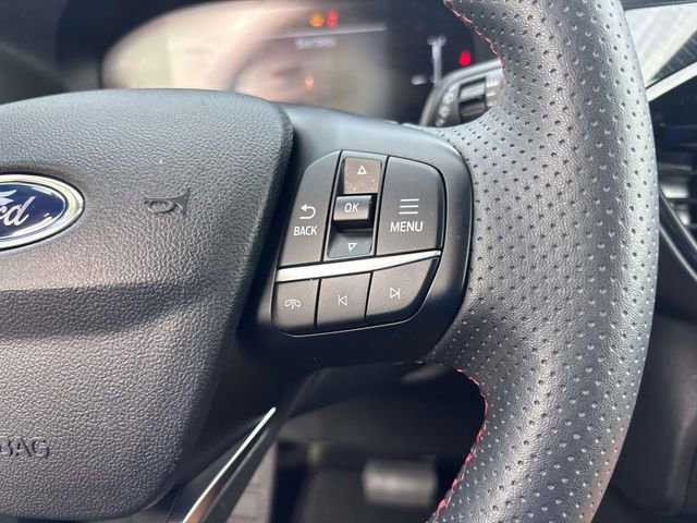 Used 2025 Ford Escape ST-Line image 24