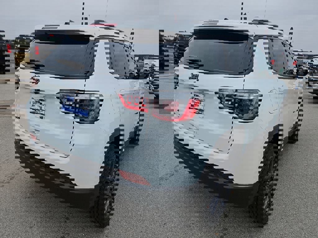 New 2026 Jeep Compass Latitude image 6