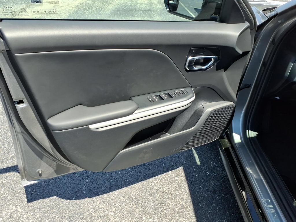 New 2026 Kia K4 GT-Line Turbo w/ GT-Line Sunroof Package FWD image 11