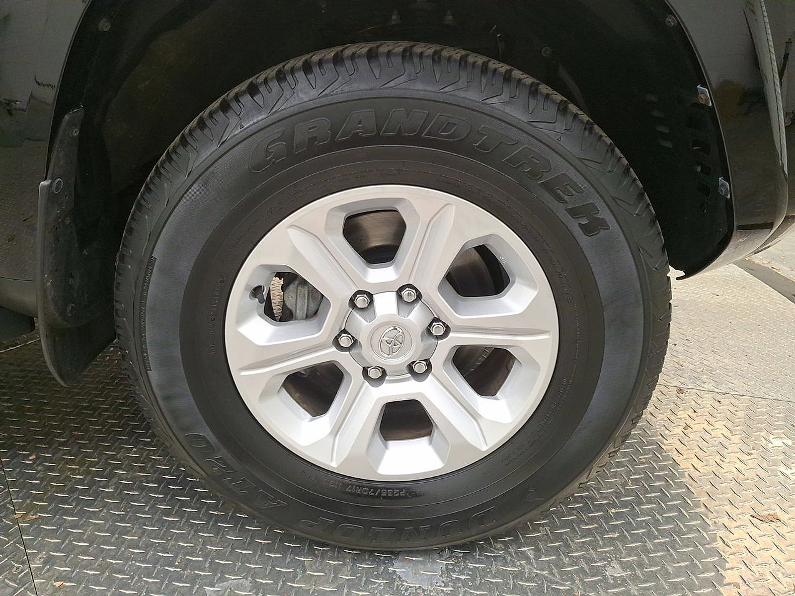 Certified 2022 Toyota 4Runner SR5 Premium image 27