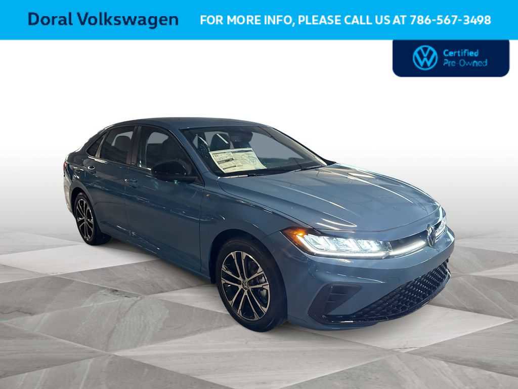 Used 2025 Volkswagen Jetta Sport image 2