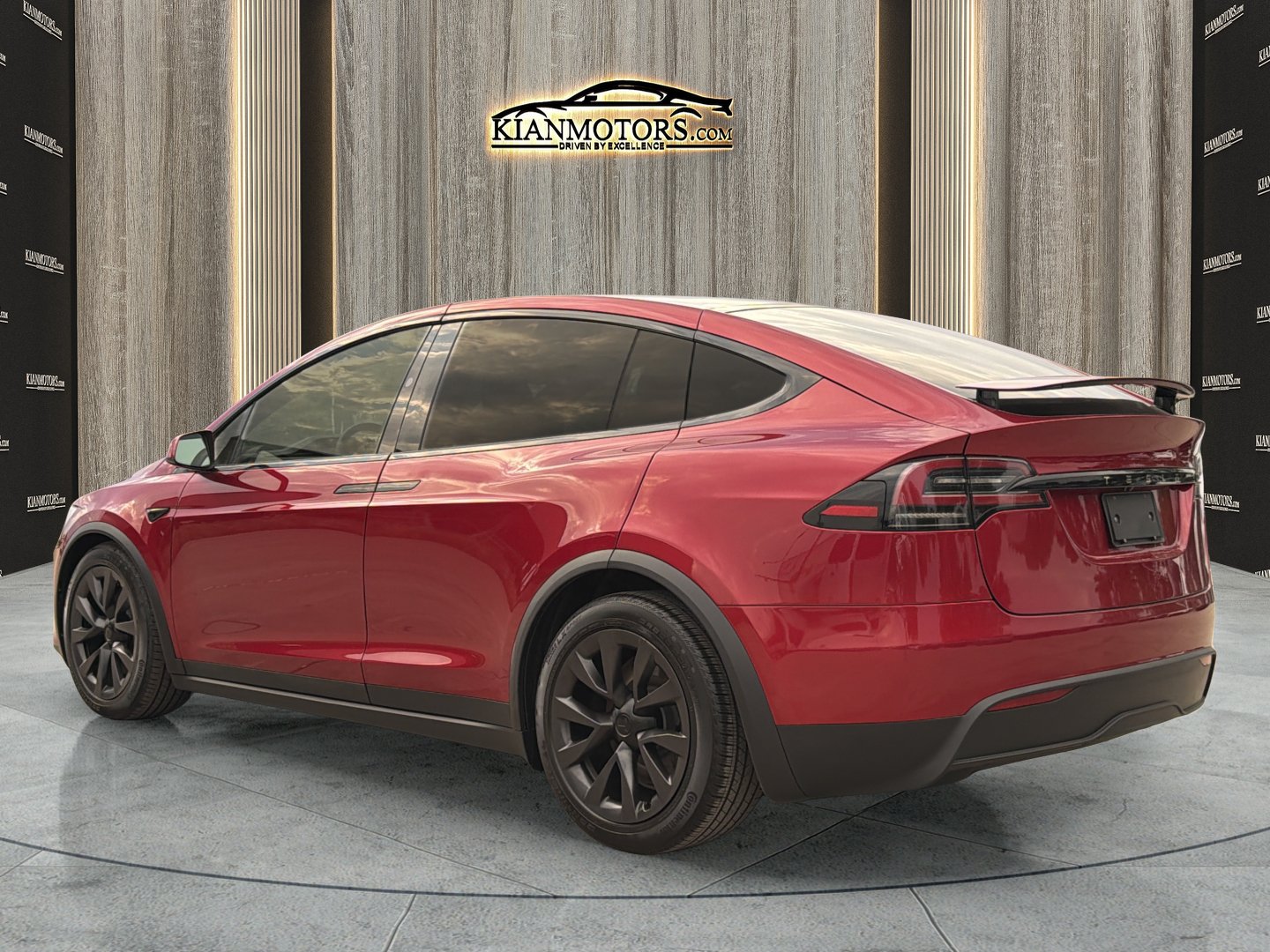 Used 2024 Tesla Model X AWD/4WD image 5