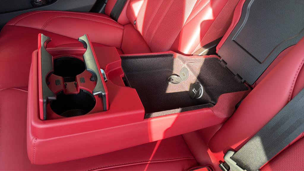 Used 2022 Maserati Quattroporte Modena Q4 image 26