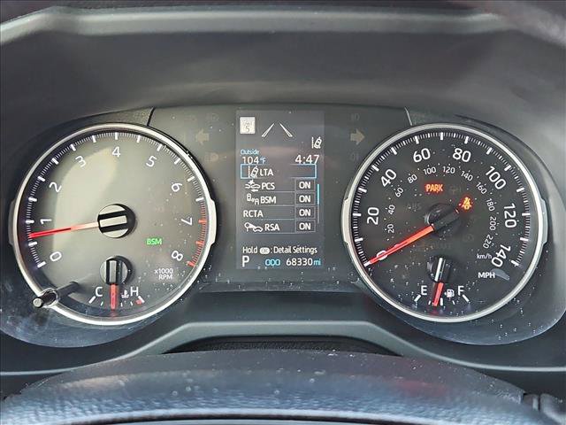Used 2019 Toyota RAV4 XLE w/ Convenience Package FWD image 11