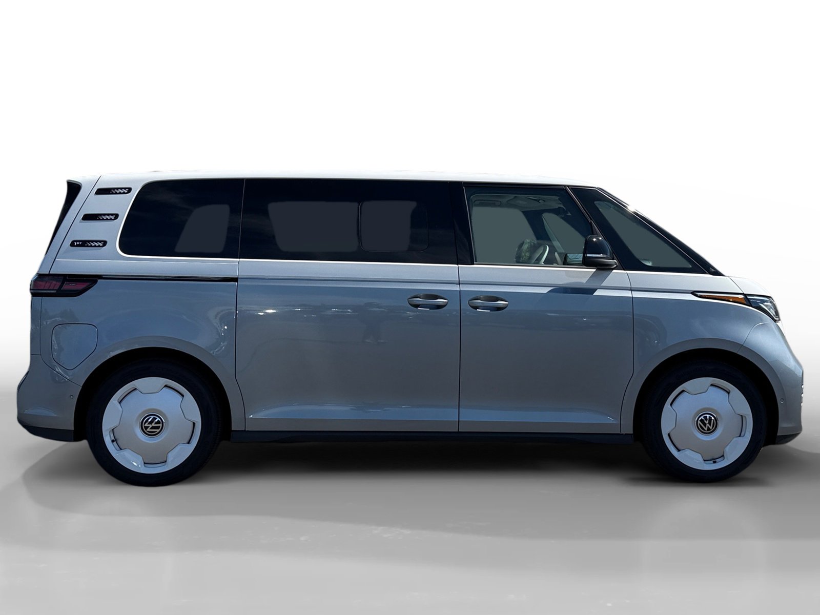 New 2025 Volkswagen ID. Buzz 1st Edition RWD image 6