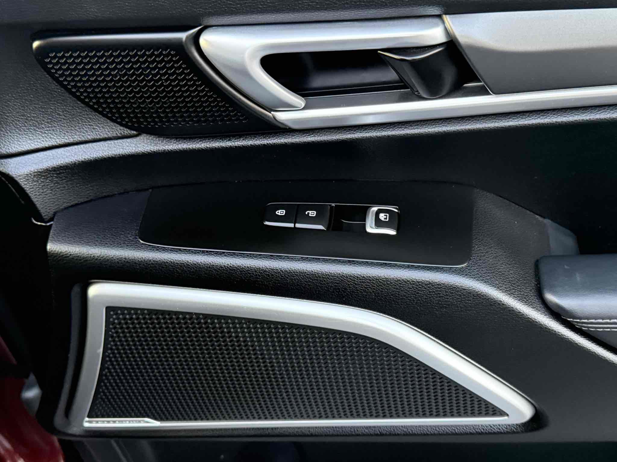 Used 2020 Kia Telluride LX image 47