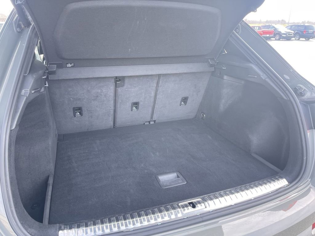 Used 2025 Audi Q3 2.0T Premium image 15