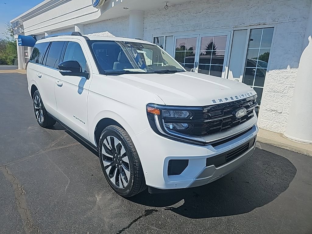 Used 2025 Ford Expedition Platinum w/ Driver's Package image 2