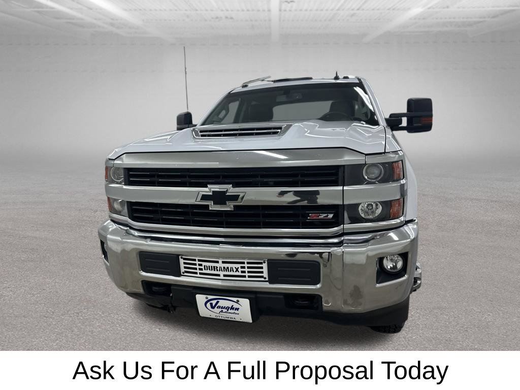 Used 2019 Chevrolet Silverado 3500 LT w/ LT Convenience Package AWD/4WD image 6