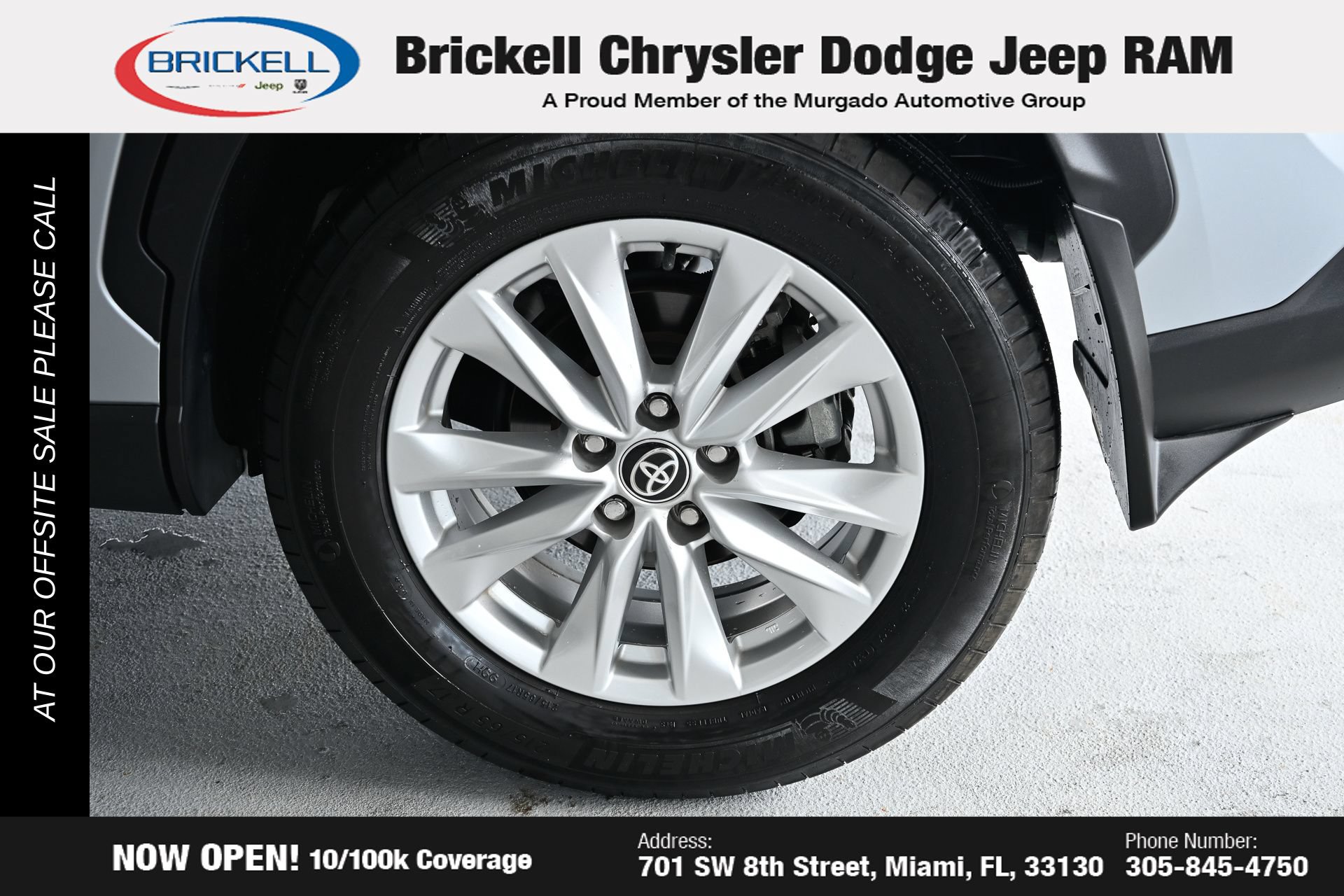 Used 2024 Toyota Corolla Cross LE w/ Moonroof Package FWD image 37