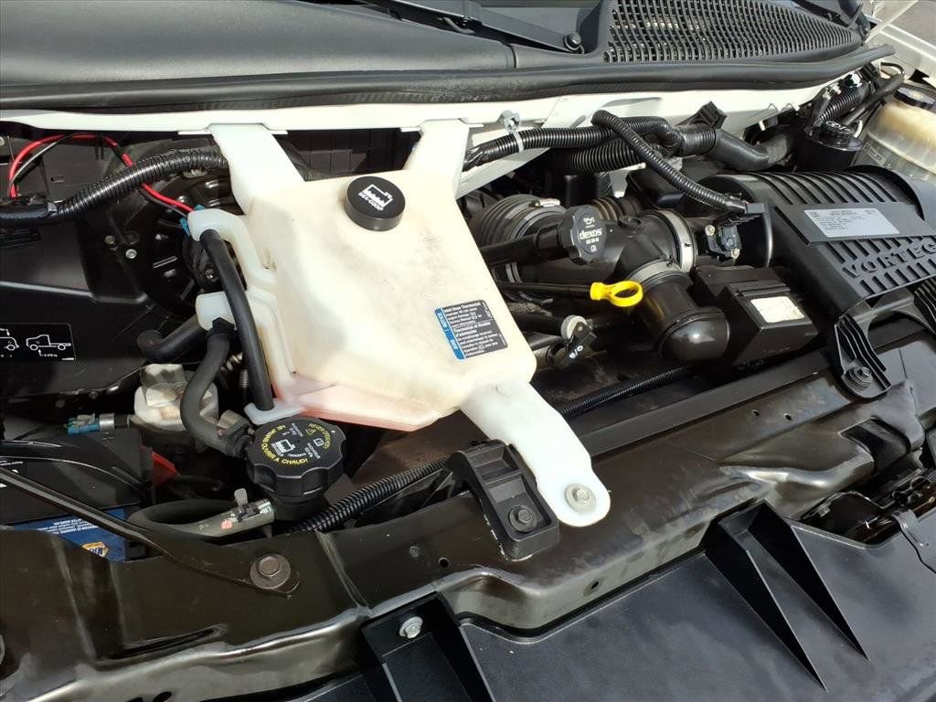 Used 2016 GMC Savana 2500 image 28