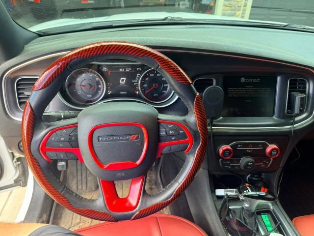 Used 2015 Dodge Charger SXT w/ AWD Plus Group image 4