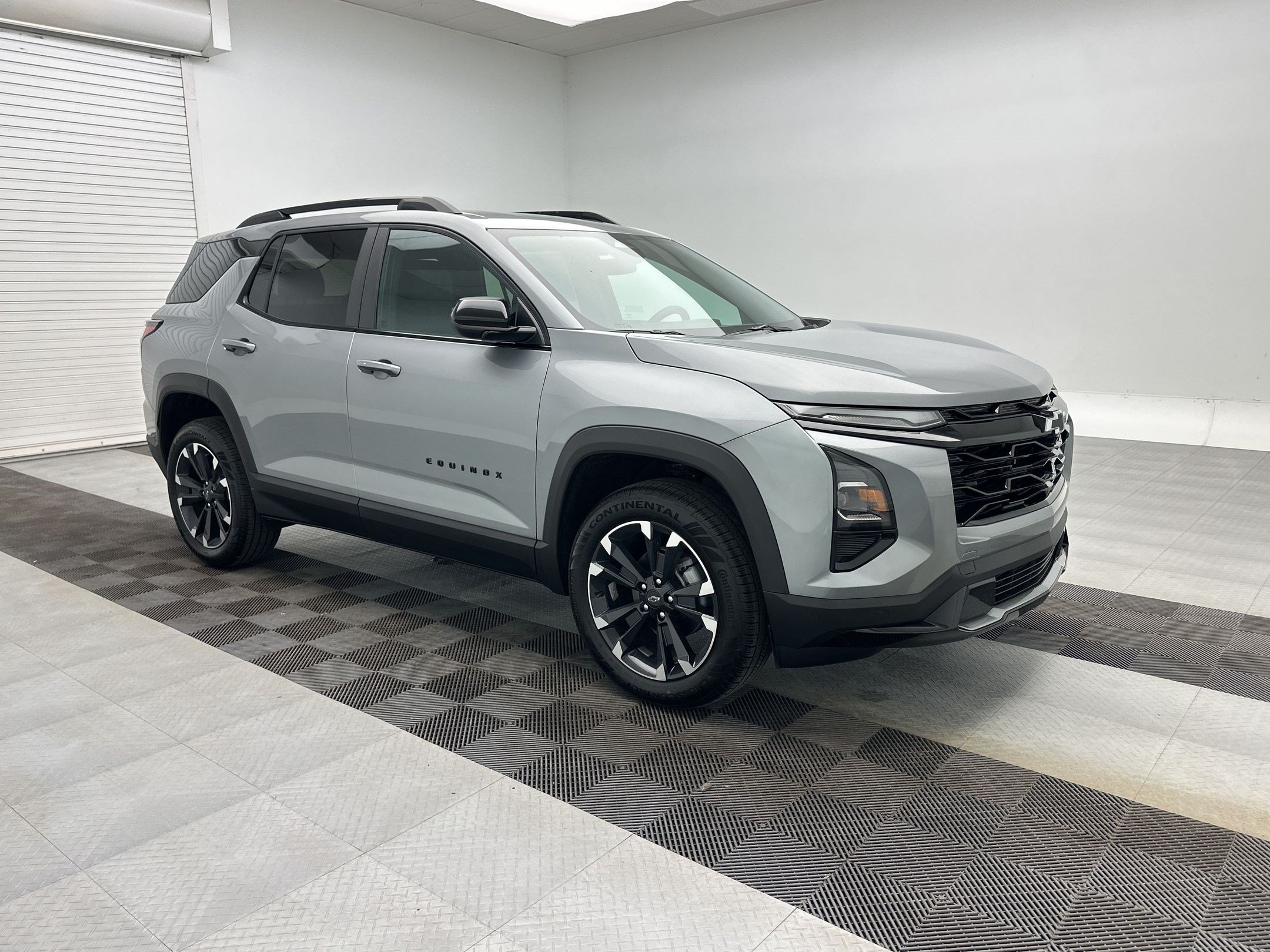 New 2027 Chevrolet Equinox RS w/ LPO, Floor Liner Package AWD/4WD image 7
