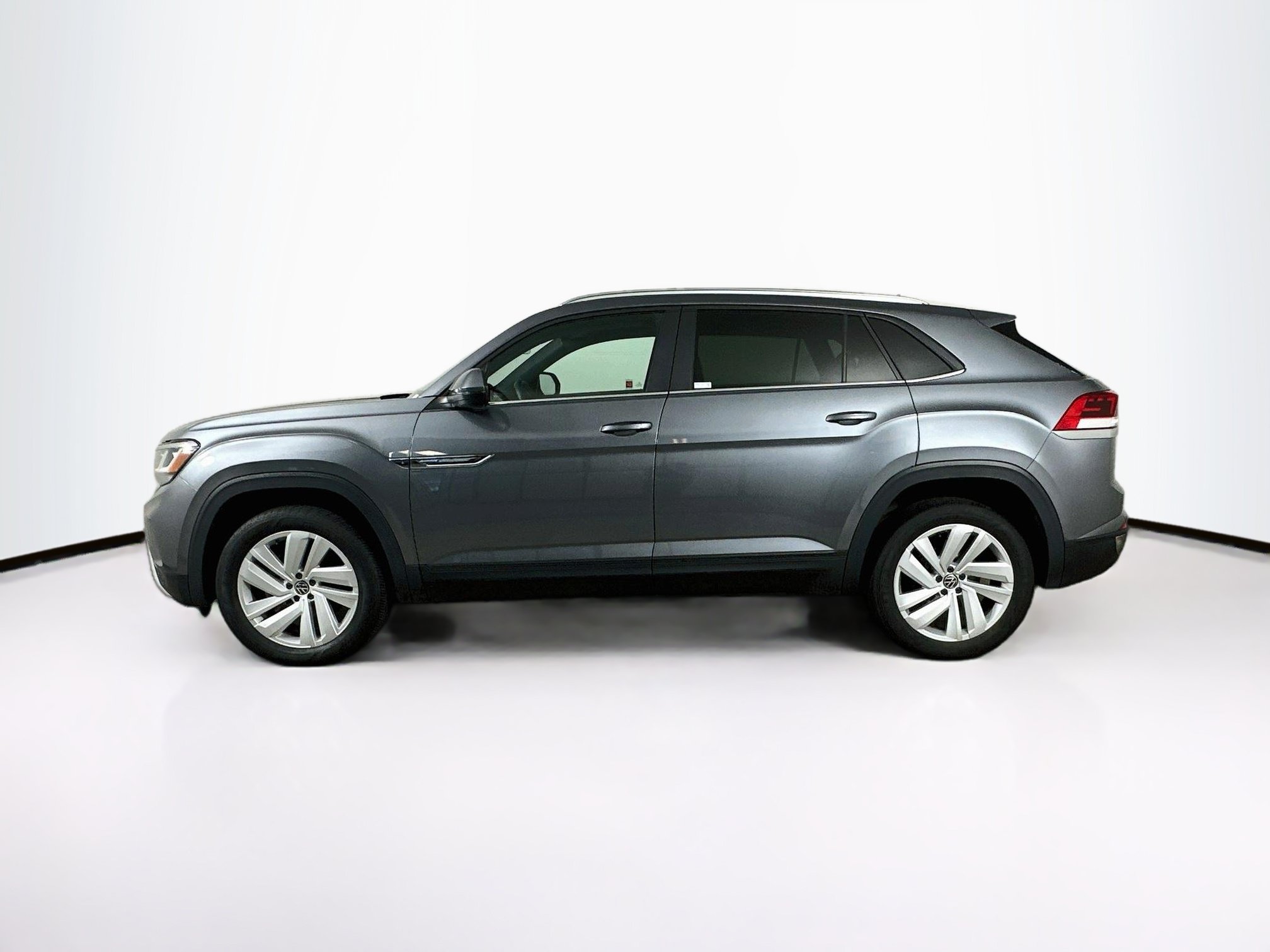 Used 2023 Volkswagen Atlas Cross Sport SE w/ Panoramic Sunroof Package AWD/4WD image 4