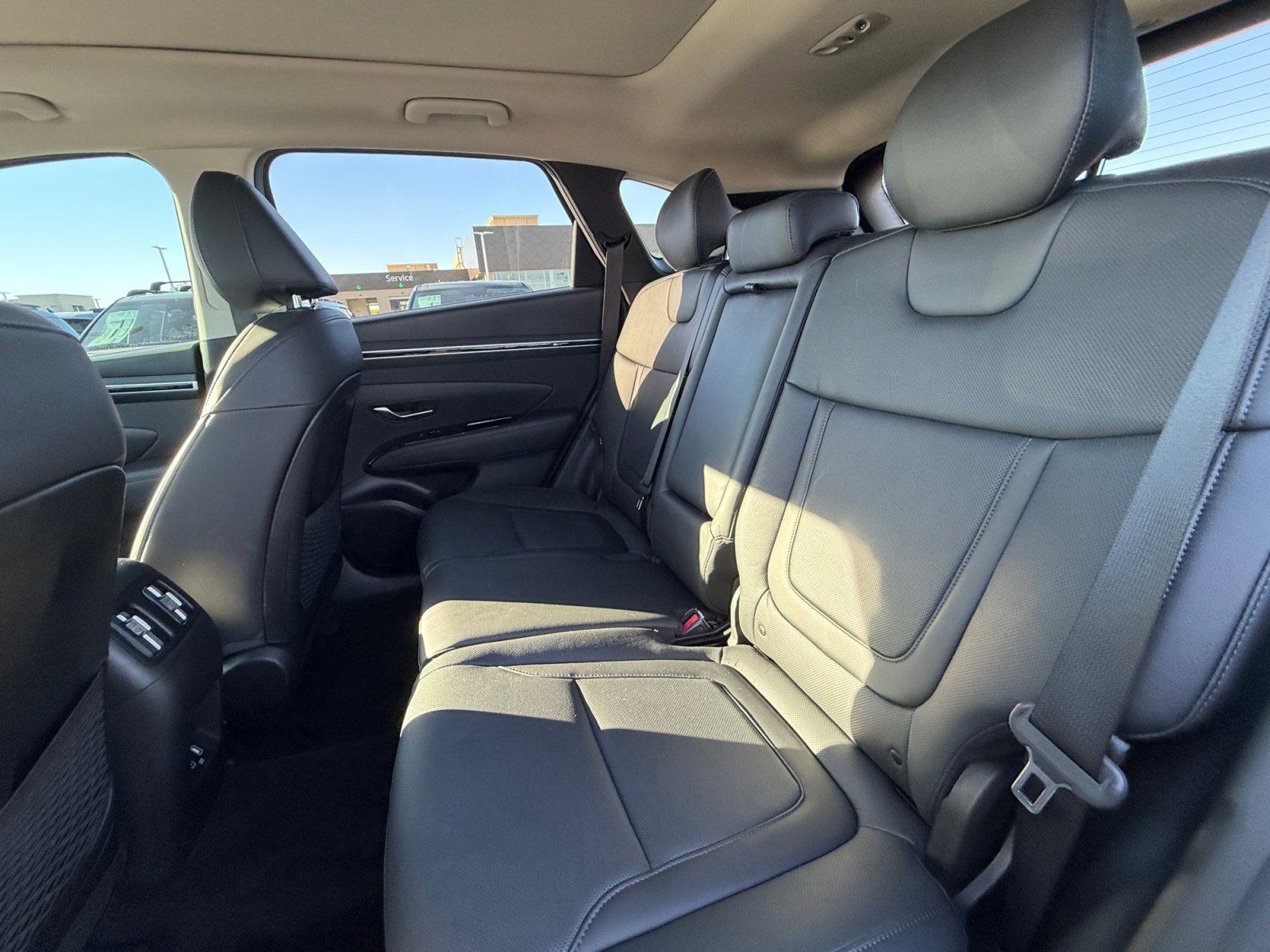 Used 2023 Hyundai Tucson Limited image 17