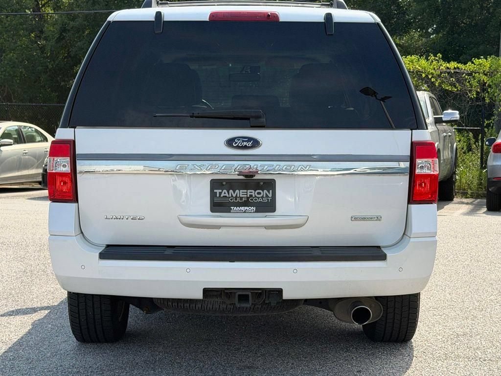 Used 2017 Ford Expedition Limited w/ Equipment Group 301A AWD/4WD image 3