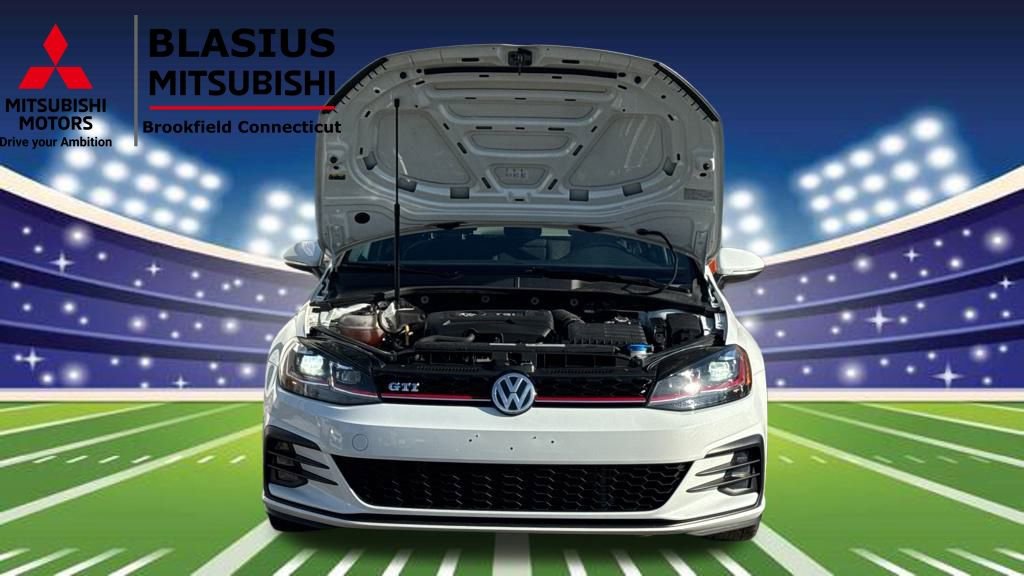 Used 2018 Volkswagen GTI SE image 33