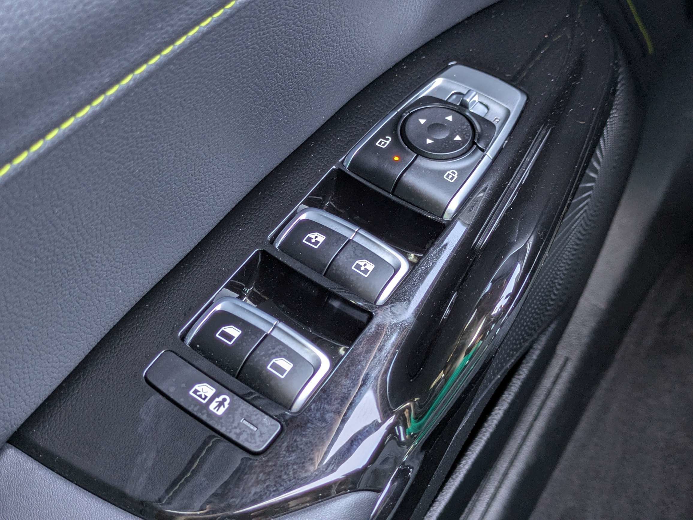 Certified 2026 Kia K5 GT FWD image 30