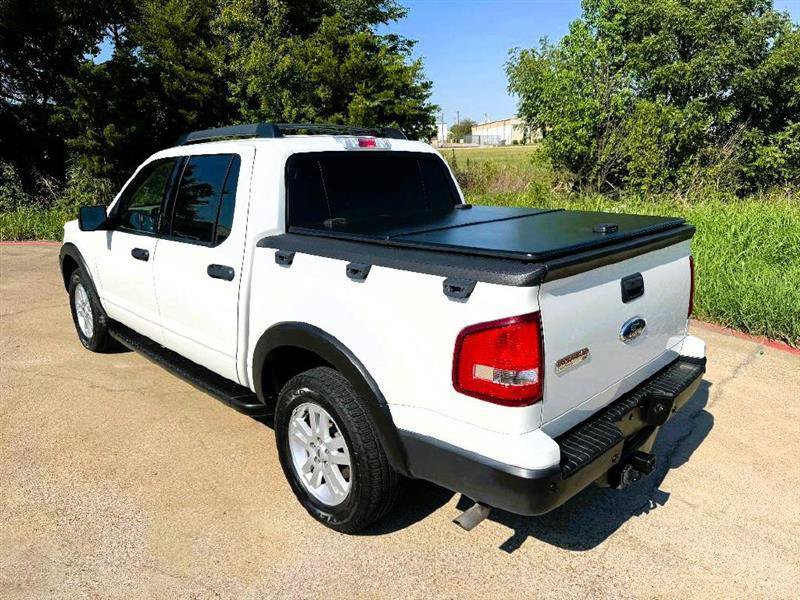 Used 2010 Ford Explorer Sport Trac XLT RWD image 12