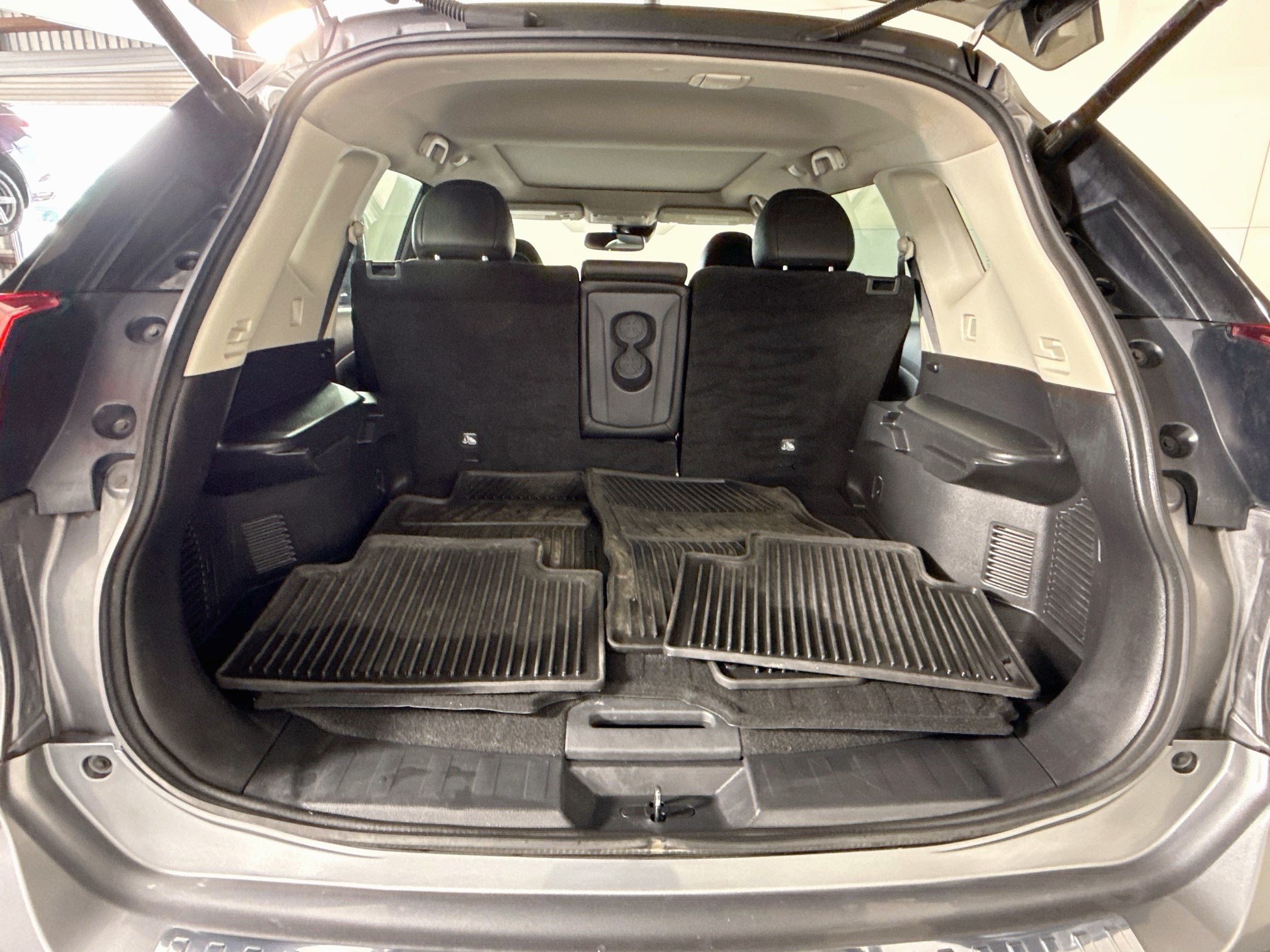 Used 2019 Nissan Rogue SL w/ Premium Package AWD/4WD image 35