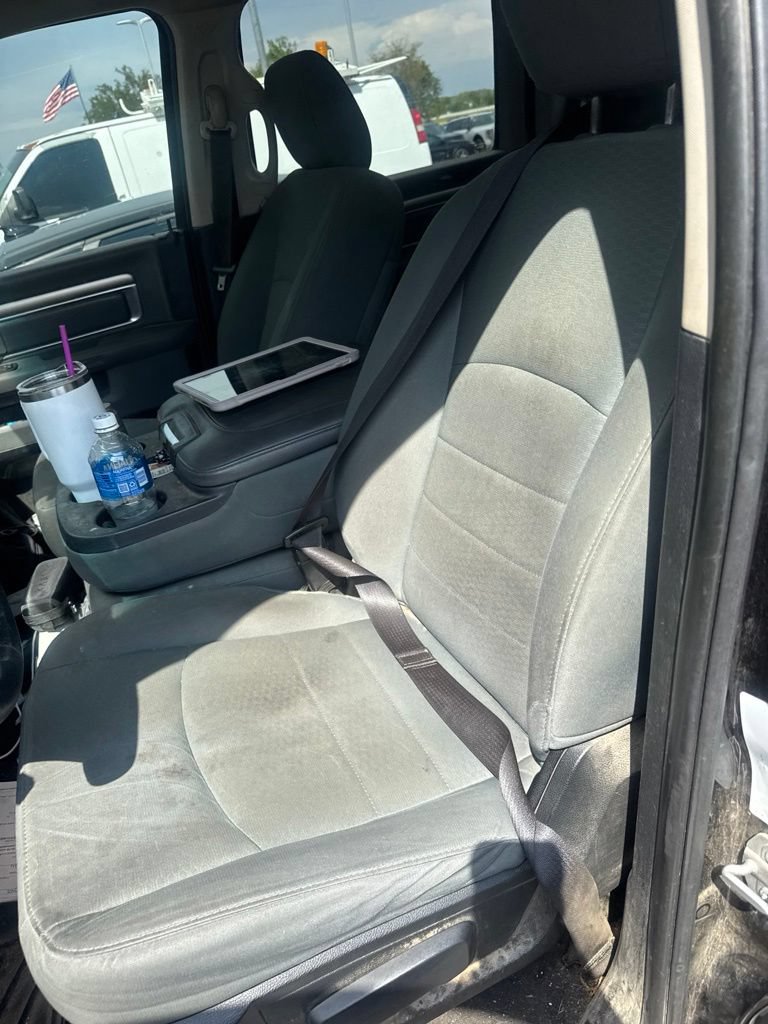 Used 2017 RAM 1500 Classic SLT AWD/4WD image 8