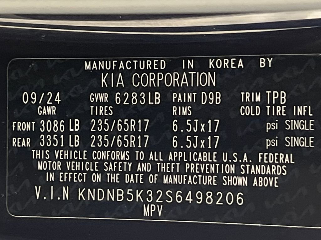 Used 2025 Kia Carnival image 75