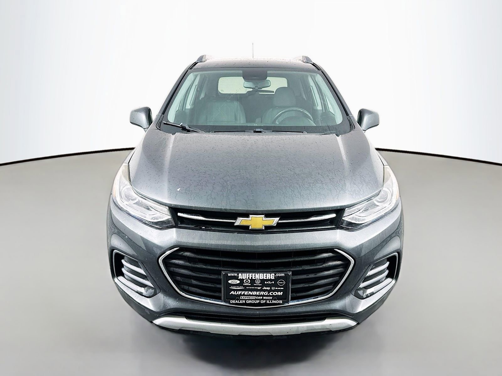Used 2017 Chevrolet Trax LT FWD image 2