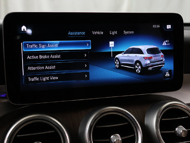 Used 2020 Mercedes-Benz GLC 300 4MATIC image 17