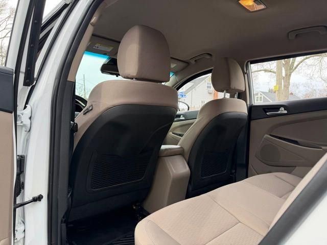 Used 2020 Hyundai Tucson Value w/ Winter Weather Package image 20