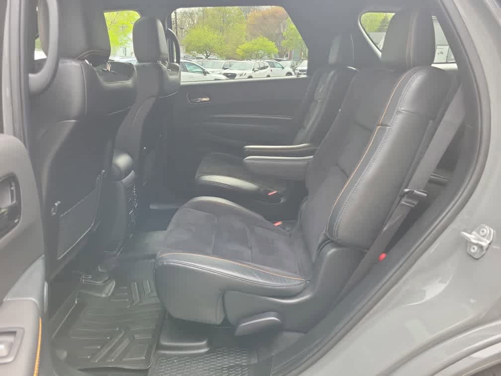 Used 2022 Dodge Durango R/T w/ Hemi Orange Plus Package AWD/4WD image 36