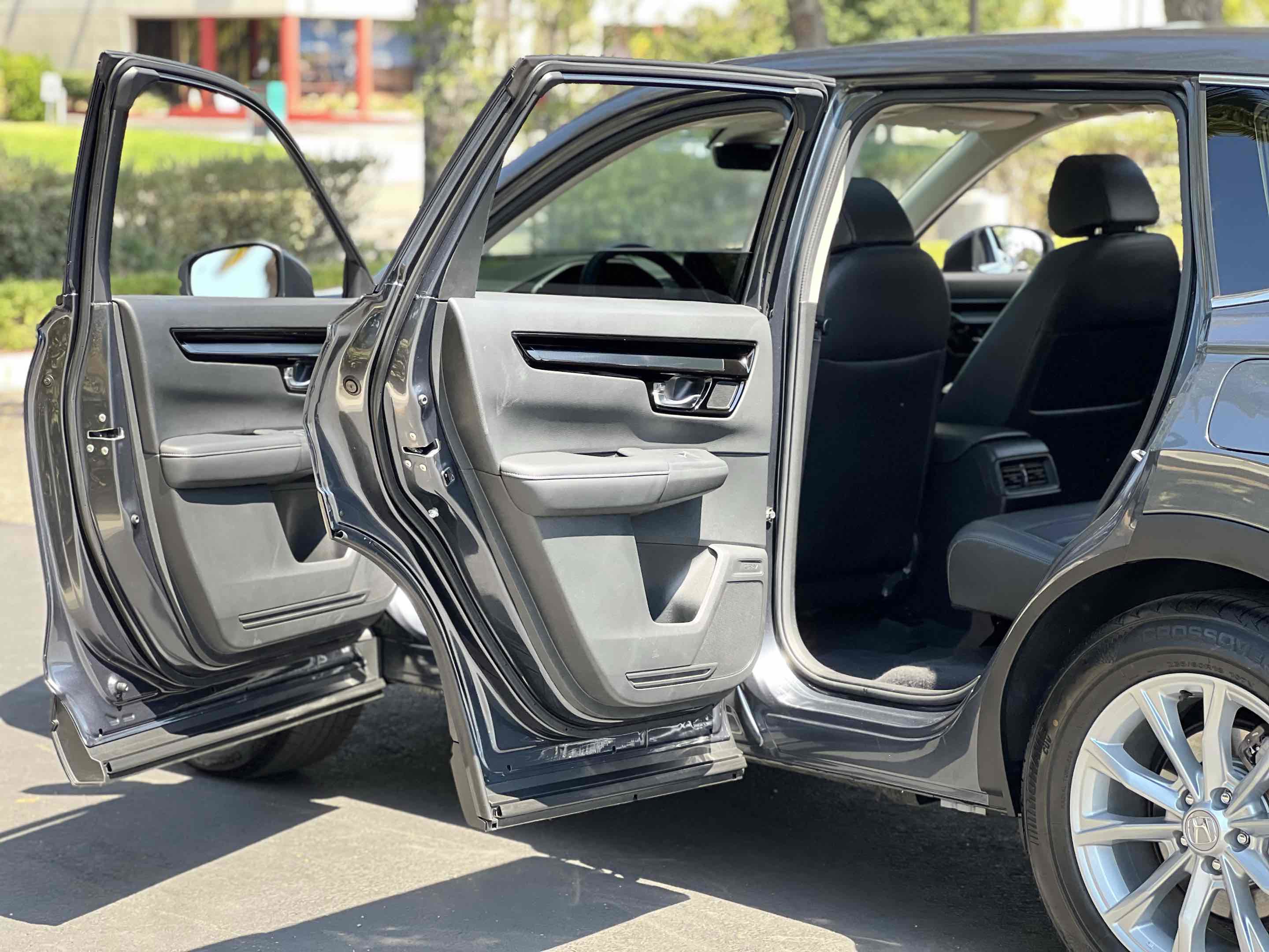 Used 2024 Honda CR-V EX-L image 41