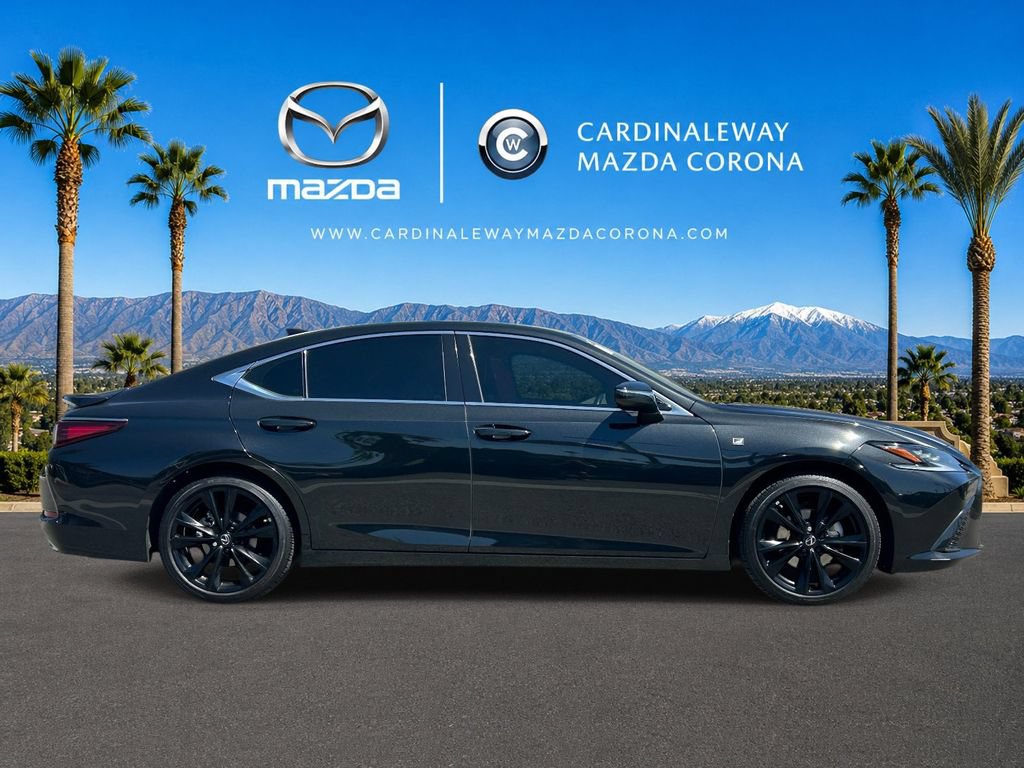 Used 2022 Lexus ES 350 F Sport w/ Accessory Package FWD image 2