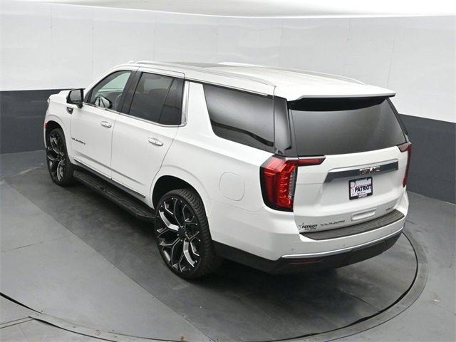 Used 2022 GMC Yukon SLT w/ SLT Luxury Package image 34