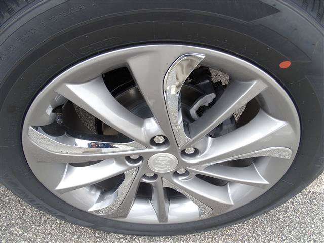 Used 2023 Buick Encore GX Essence w/ Experience Buick Package FWD image 6